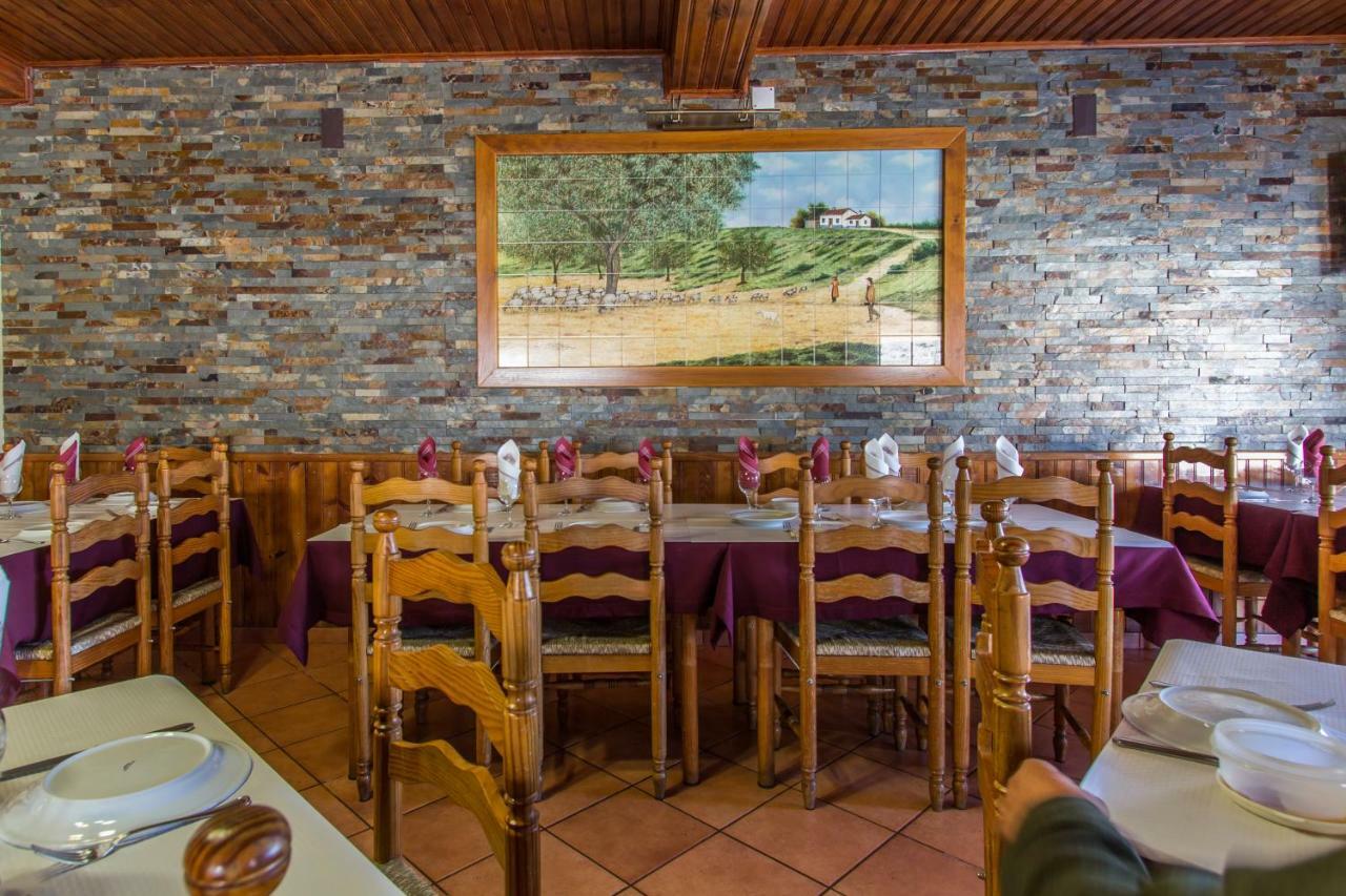 O Lobo Hotel Ourique Buitenkant foto